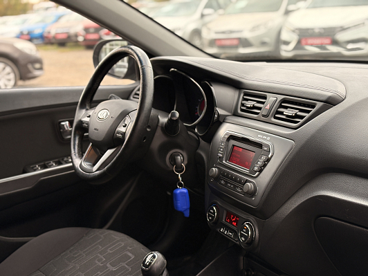 Kia Rio, 2014 года, пробег 168000 км