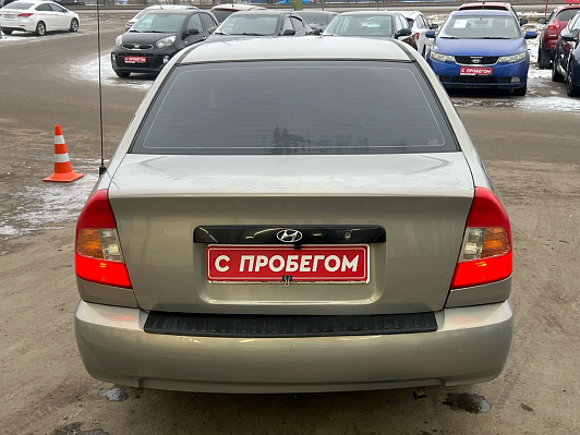 Hyundai Accent, 2009 года, пробег 243129 км