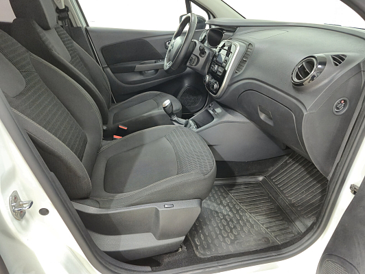 Renault Kaptur Drive, 2018 года, пробег 132900 км