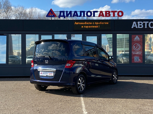 Honda Freed, 2009 года, пробег 259000 км