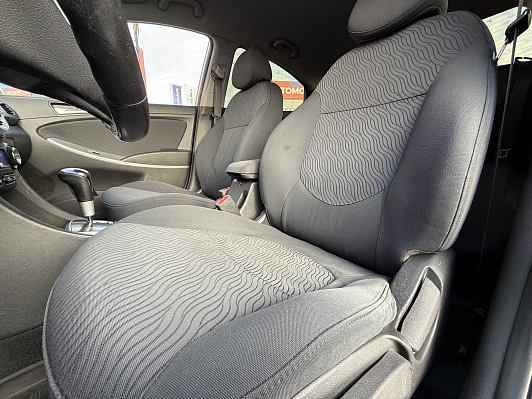 Hyundai Solaris Family, 2011 года, пробег 190000 км