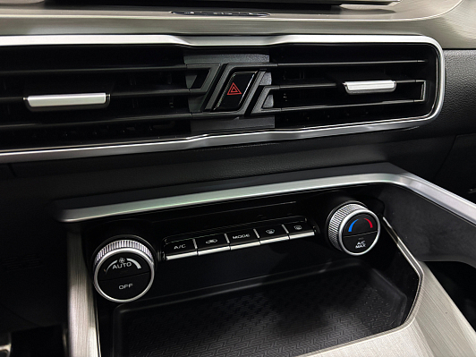 Geely Coolray Flagship, 2023 года, пробег 35375 км