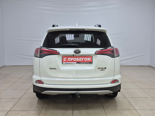 Toyota RAV4, 2017 года, пробег 122842 км