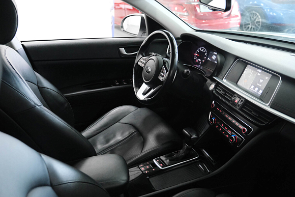 Kia Optima Premium, 2019 года, пробег 178000 км