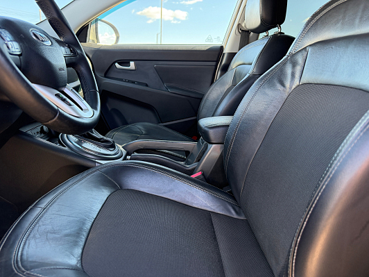Kia Sportage Prestige, 2012 года, пробег 184600 км