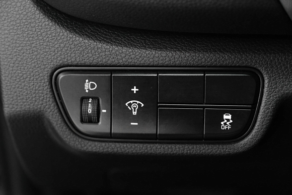 Kia Seltos Comfort, 2021 года, пробег 124700 км