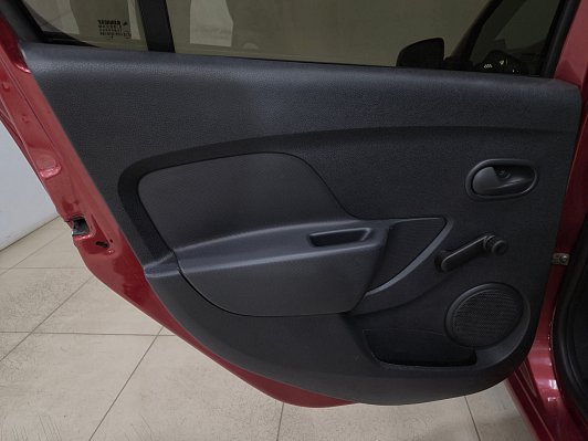 Renault Sandero Confort, 2016 года, пробег 125366 км