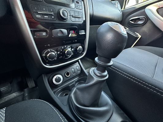 Renault Duster Privilege, 2014 года, пробег 185300 км