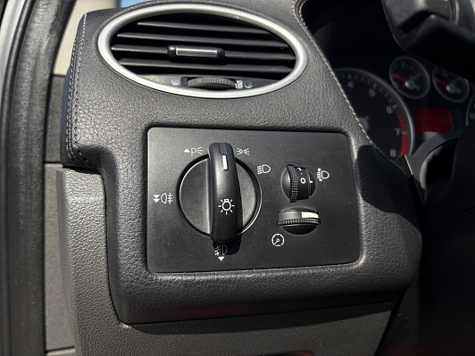 Ford Focus Ghia, 2007 года, пробег 207070 км
