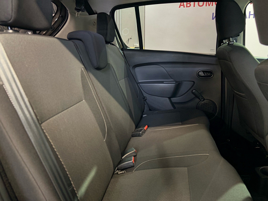 Renault Sandero Stepway Drive, 2019 года, пробег 68000 км