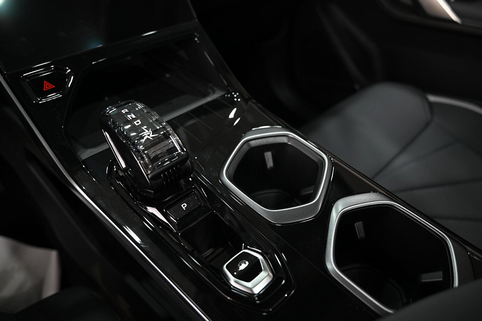 Geely Atlas Флагман, голубой