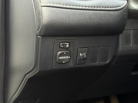 Toyota RAV4, 2016 года, пробег 162100 км