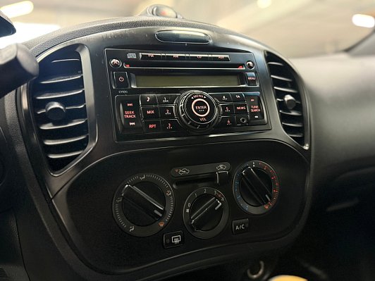 Nissan Juke SE, 2011 года, пробег 191000 км