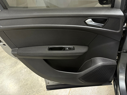 Renault Arkana Life, 2020 года, пробег 83558 км