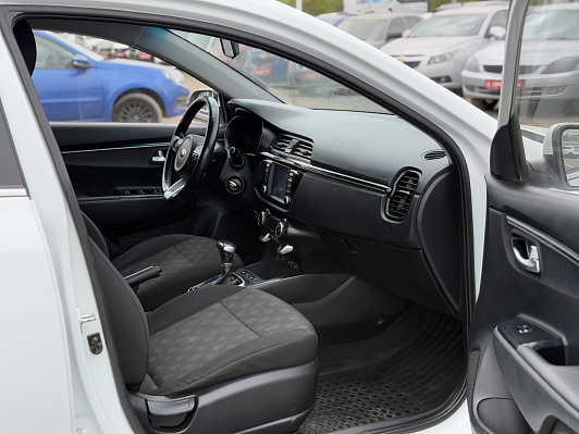 Kia Rio Luxe, 2018 года, пробег 118485 км