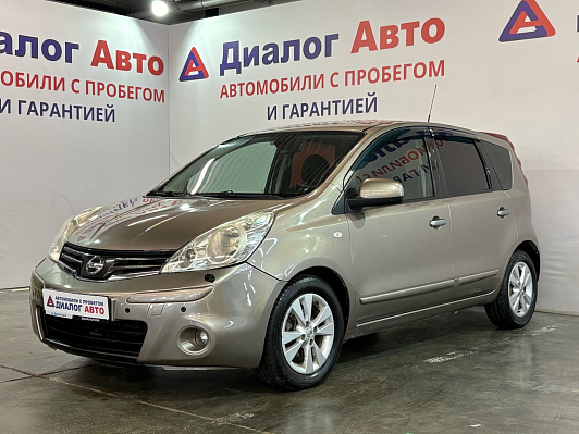 Nissan Note Luxury, 2010 года, пробег 148000 км