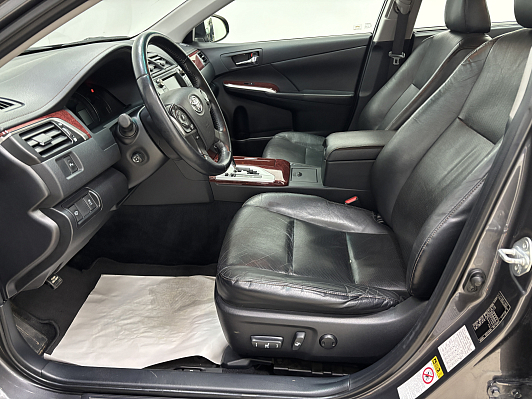Toyota Camry, 2013 года, пробег 200616 км