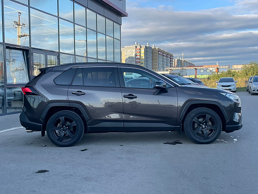 Toyota RAV4 Style, 2020 года, пробег 77829 км