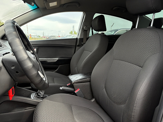 Kia Rio Comfort, 2014 года, пробег 150480 км