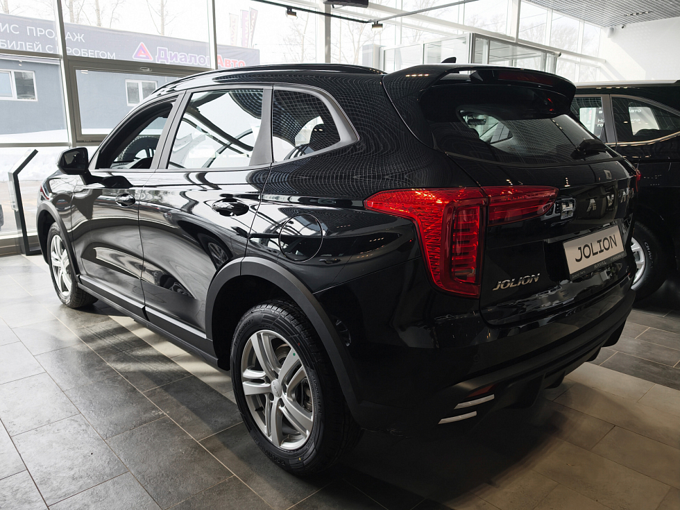 Haval Jolion Оптимум, черный