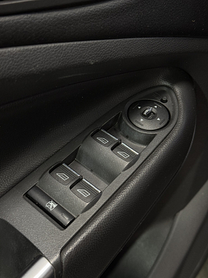 Ford Kuga Trend Plus, 2014 года, пробег 173000 км