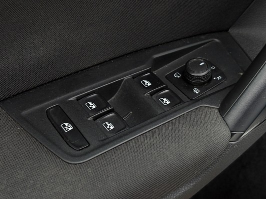 Volkswagen Tiguan Winter Edition, 2020 года, пробег 142547 км