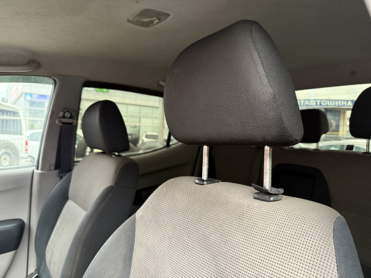 Mitsubishi L200 DC Intense, 2010 года, пробег 249000 км