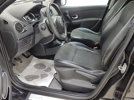 Renault Clio, 2009 года, пробег 212800 км