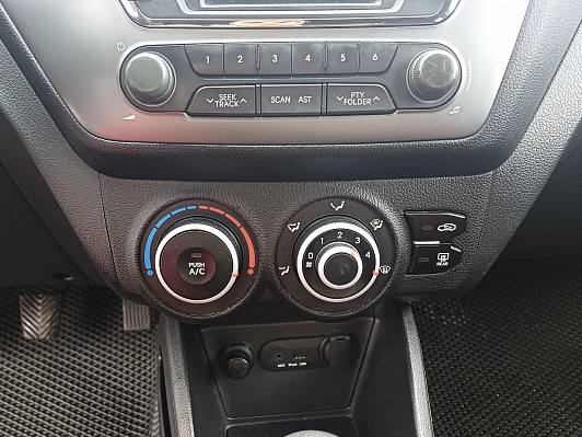 Kia Rio Luxe, 2013 года, пробег 175075 км