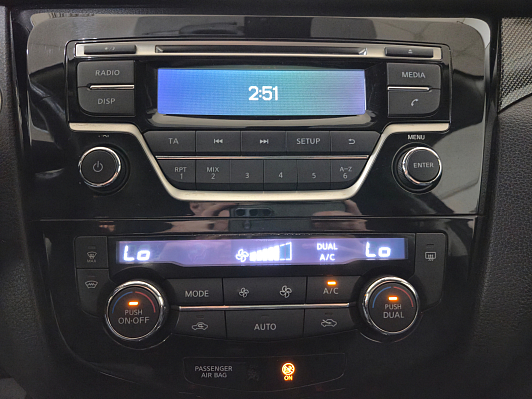 Nissan X-Trail SE, 2015 года, пробег 180373 км