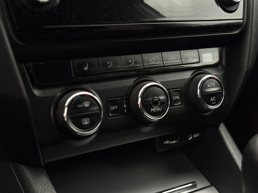 Skoda Octavia Style, 2016 года, пробег 113328 км