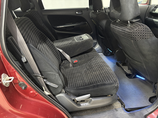 Honda Stream, 2002 года, пробег 394000 км