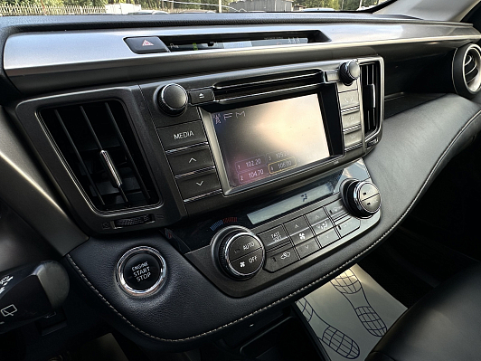 Toyota RAV4, 2012 года, пробег 146024 км