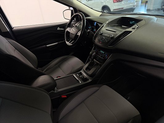 Ford Kuga Titanium, 2016 года, пробег 192000 км