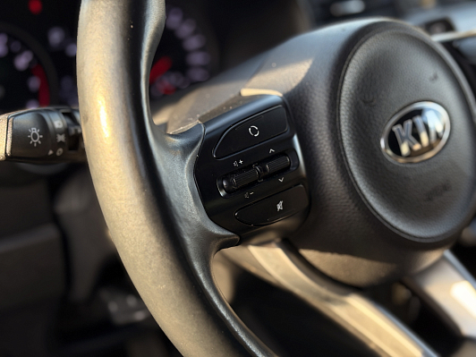 Kia Rio Comfort, 2017 года, пробег 62237 км