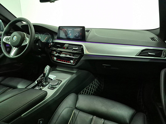 BMW 5 серии, 2019 года, пробег 151507 км