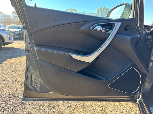 Opel Astra Cosmo, 2011 года, пробег 140765 км