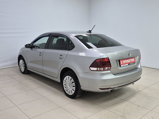Volkswagen Polo Comfortline, 2019 года, пробег 93211 км