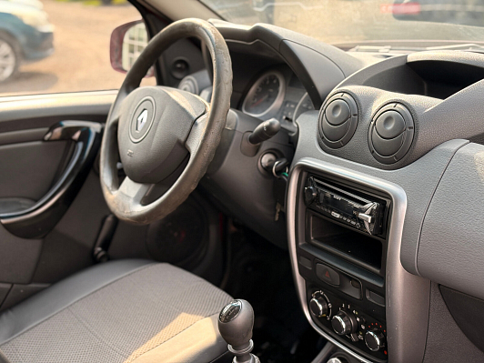 Renault Duster Expression, 2013 года, пробег 96000 км