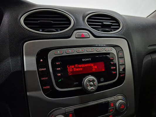 Ford Focus Titanium, 2010 года, пробег 216026 км