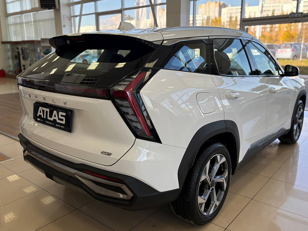 Geely Atlas Flagship, белый