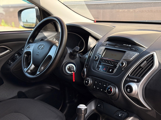 Hyundai ix35 Start, 2010 года, пробег 273004 км