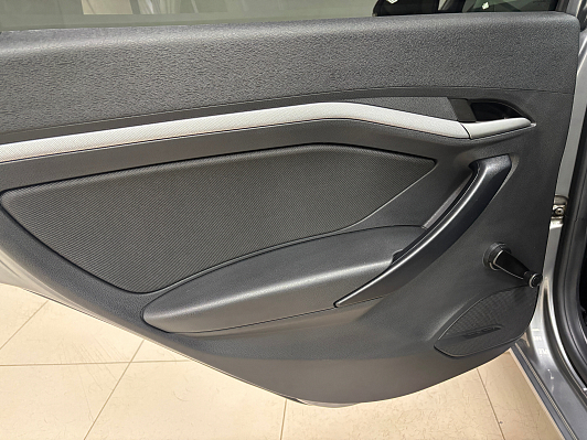 Lada (ВАЗ) Vesta Luxe Multimedia (2019-2021), 2018 года, пробег 114849 км