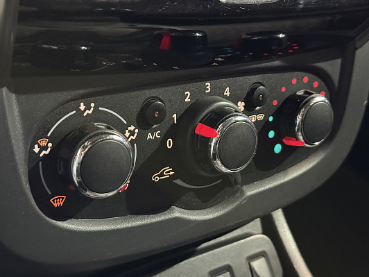 Renault Duster Privilege, 2017 года, пробег 105000 км