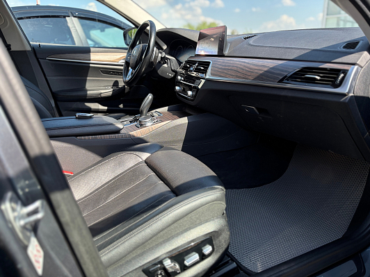BMW 5 серии, 2019 года, пробег 148957 км