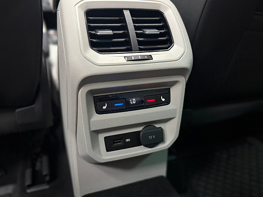 Volkswagen Tiguan, 2019 года, пробег 105312 км