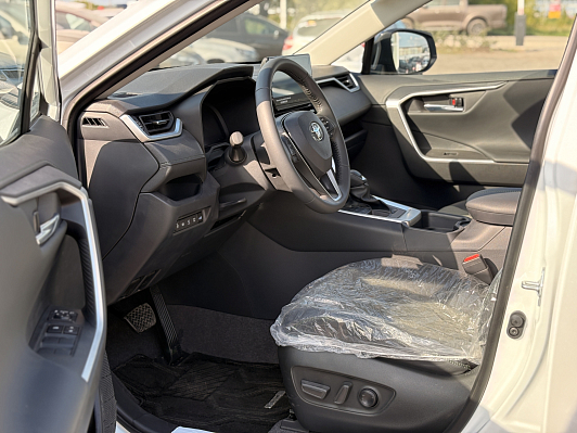 Toyota RAV4 Adventure Plus, 2024 года, пробег 63 км
