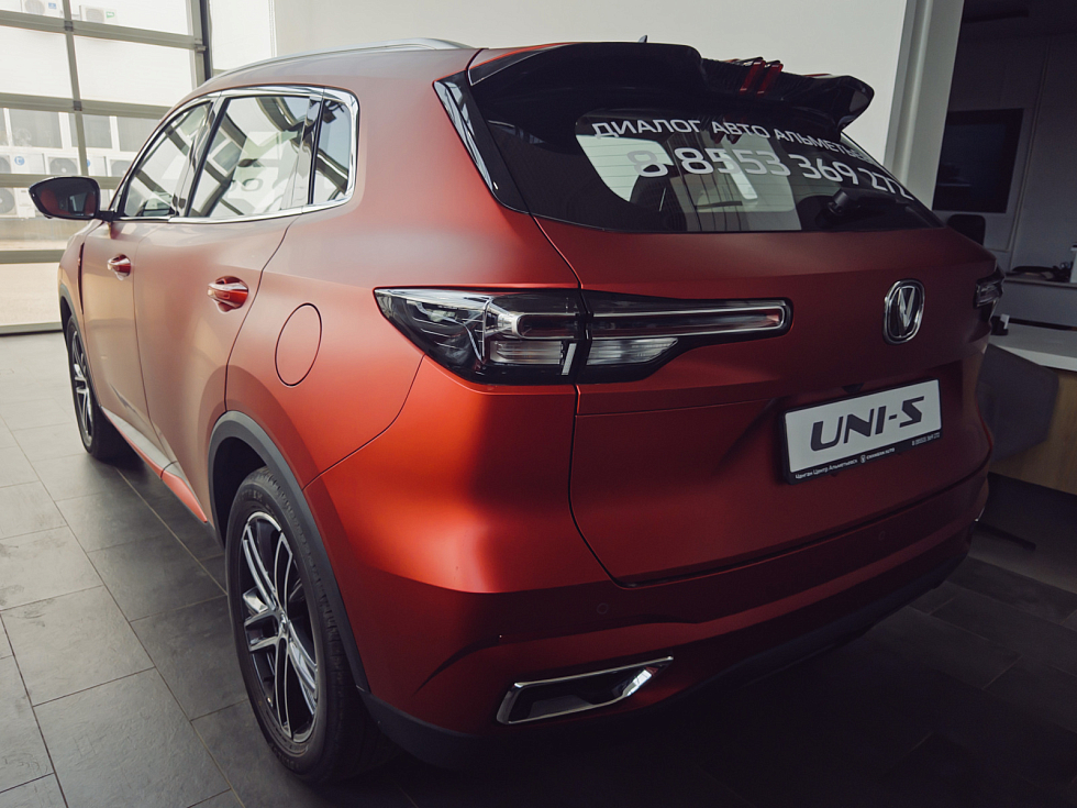 Changan UNI-S (CS55 Plus) Tech, красный
