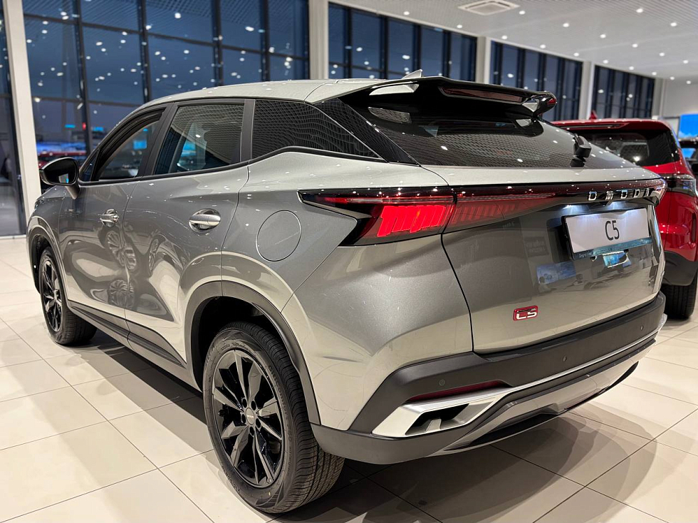 Omoda C5 Drive, серебряный