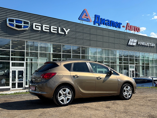 Opel Astra Cosmo, 2012 года, пробег 119710 км